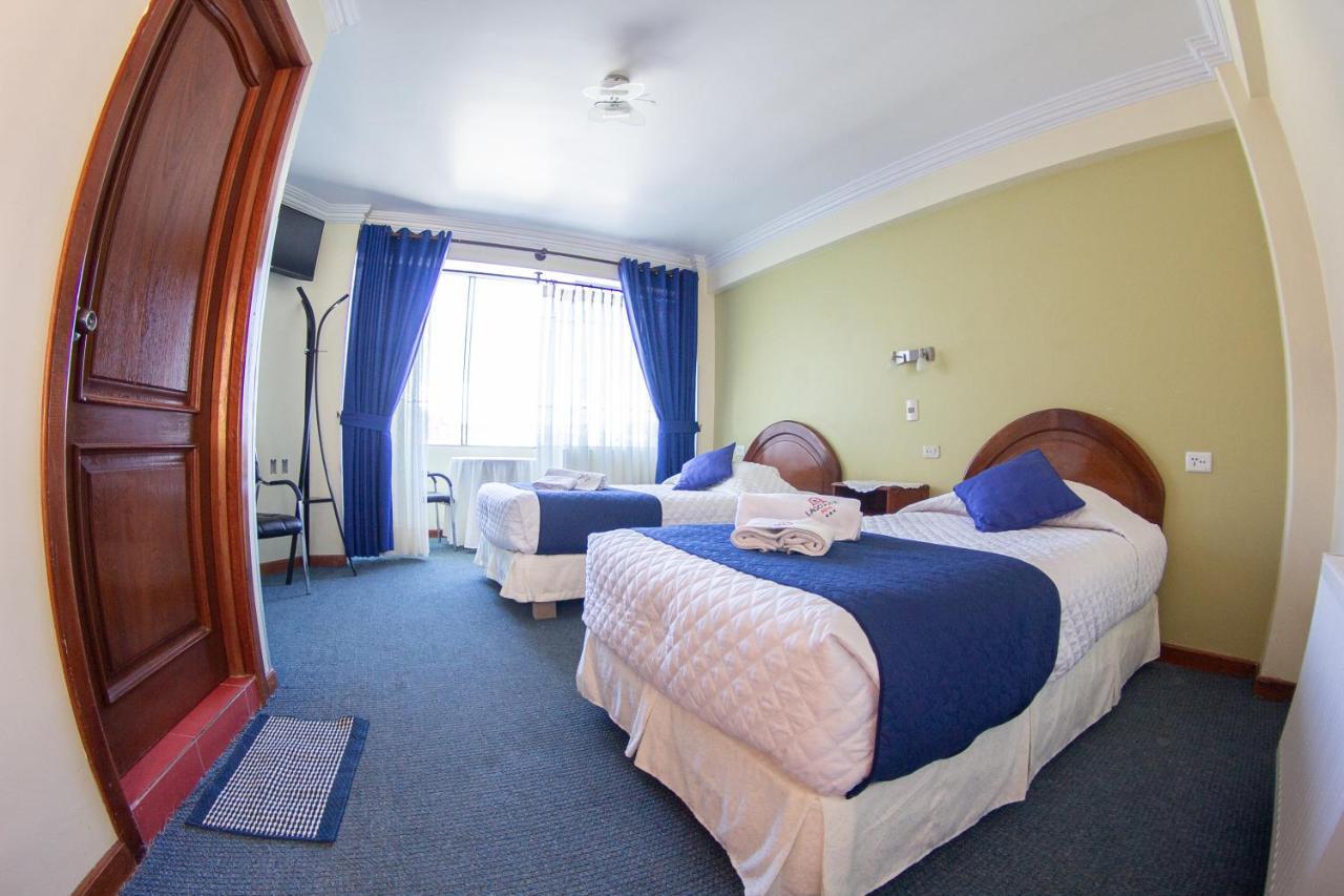 Hotel Lago Azul Copacabana  Phòng bức ảnh